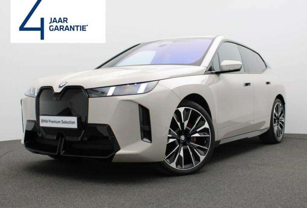 BMW M SPORT PRO - ACC- HAAK - HARMAN-KARDON