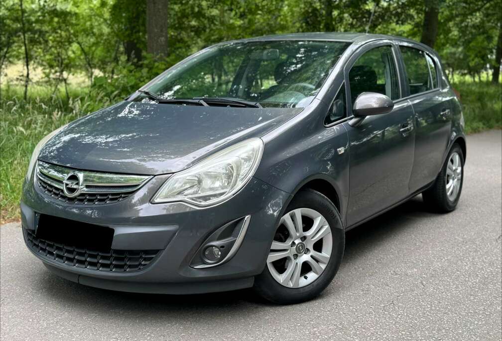 Opel 1.2 Cosmo - AIRCO - 5DEURS - 64dkm