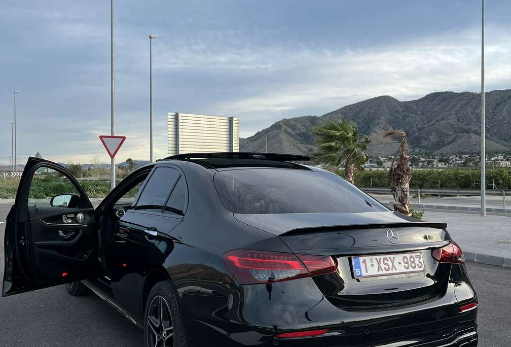 Mercedes-Benz de 9G-TRONIC AMG Line