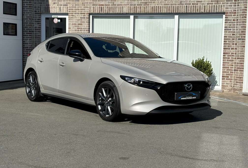 Mazda 3 2.0 M-HYBRID / Automaat / Trekhaak / 150pk / 67000km