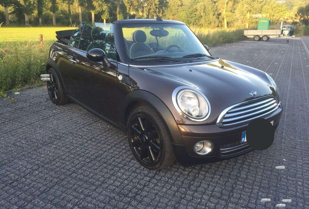 MINI Mini Cabriolet 1.6i Cooper