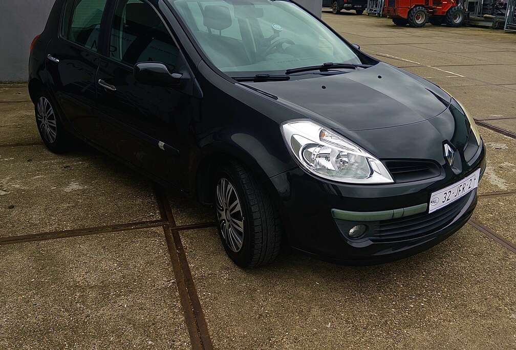 Renault 1.2i 16v Community Black