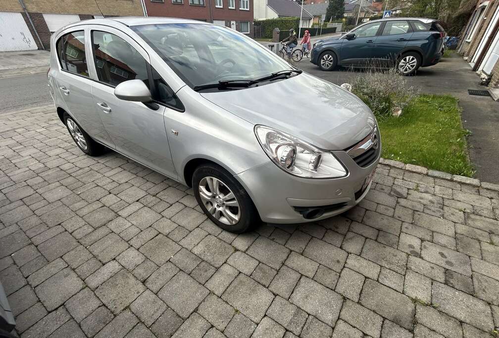 Opel 1.3 CDTi ecoFLEX Essentia