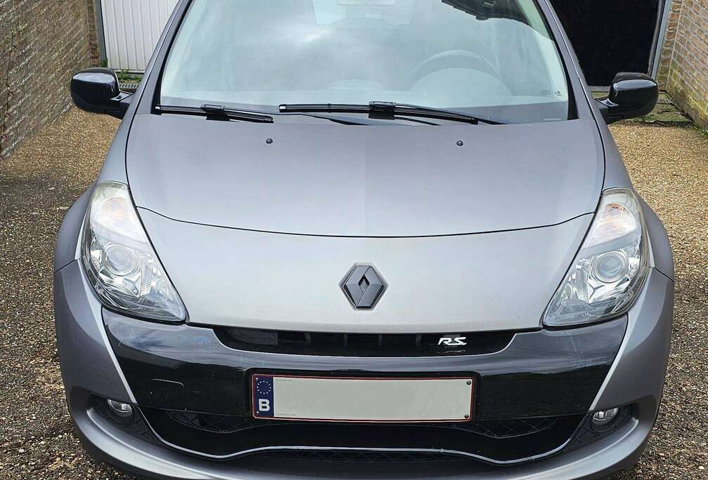 Renault Clio 2.0i Ange