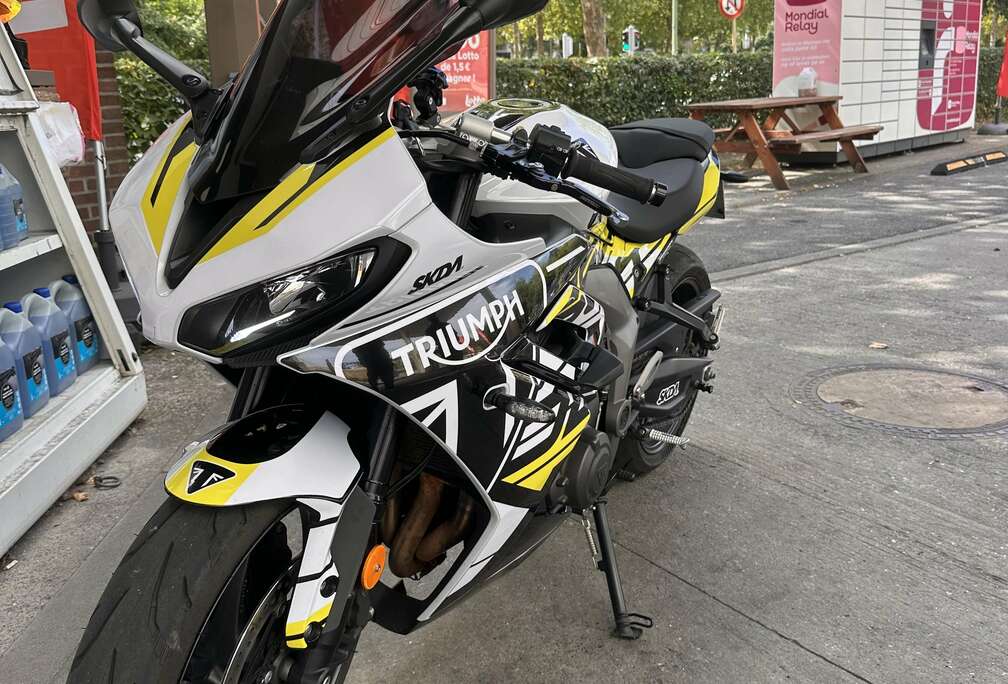 Triumph Triumph Daytona 660 2024 Bridé A2