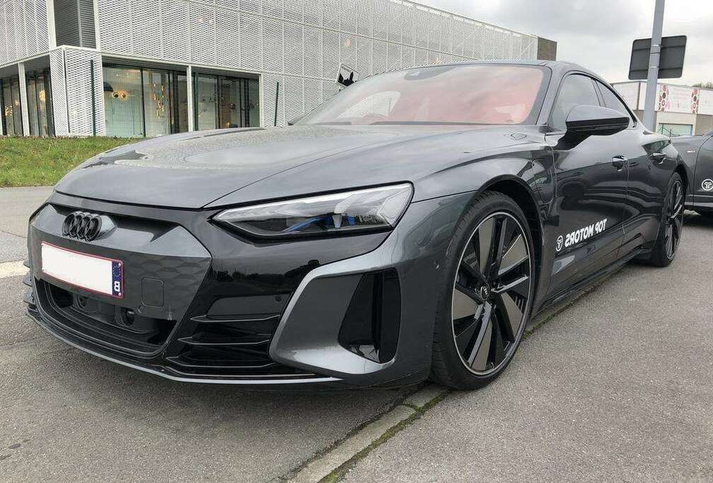 Audi Audi e-tron GT    quattro 350,00 kW