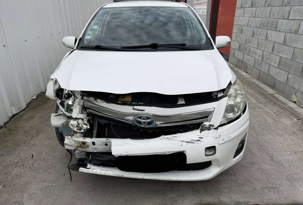 Toyota hybride ess boite automatique vendu en l\'etat