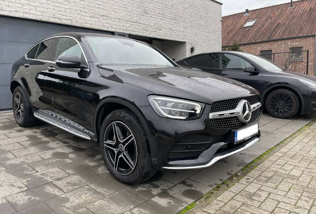 Mercedes-Benz GLC-Coupe 300 e 4Matic 9G-TRONIC AMG Line