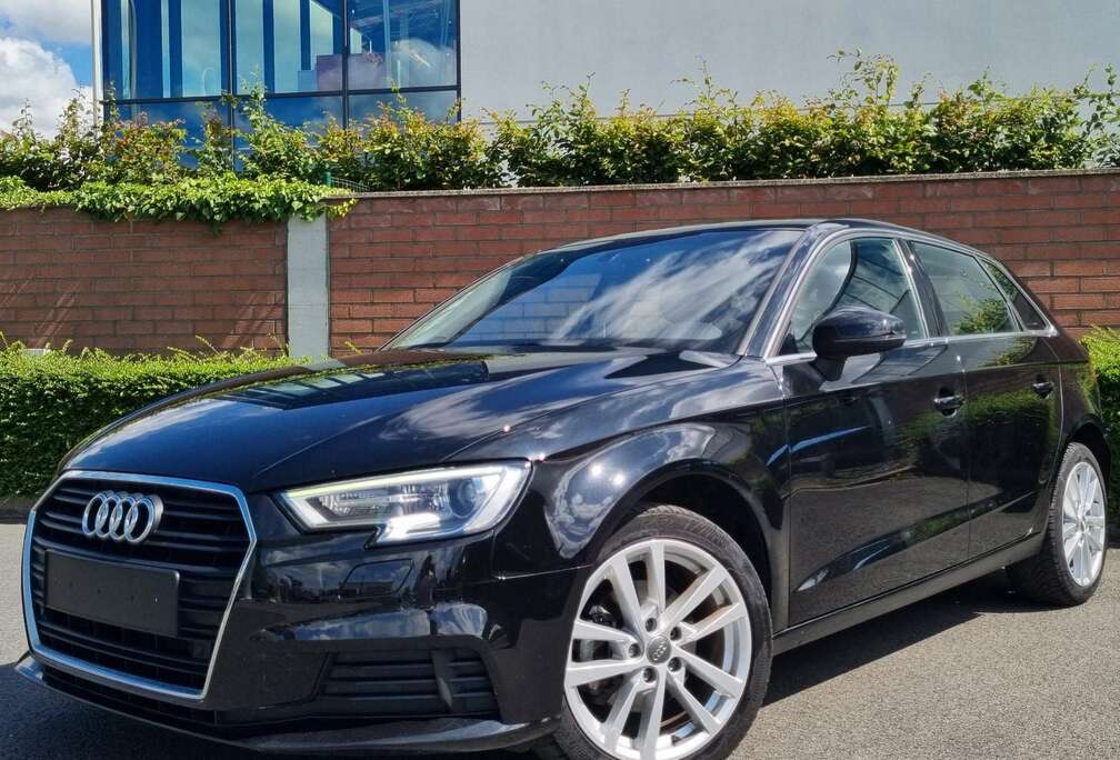 Audi 1.6 TDi S tronic / 93 000KM