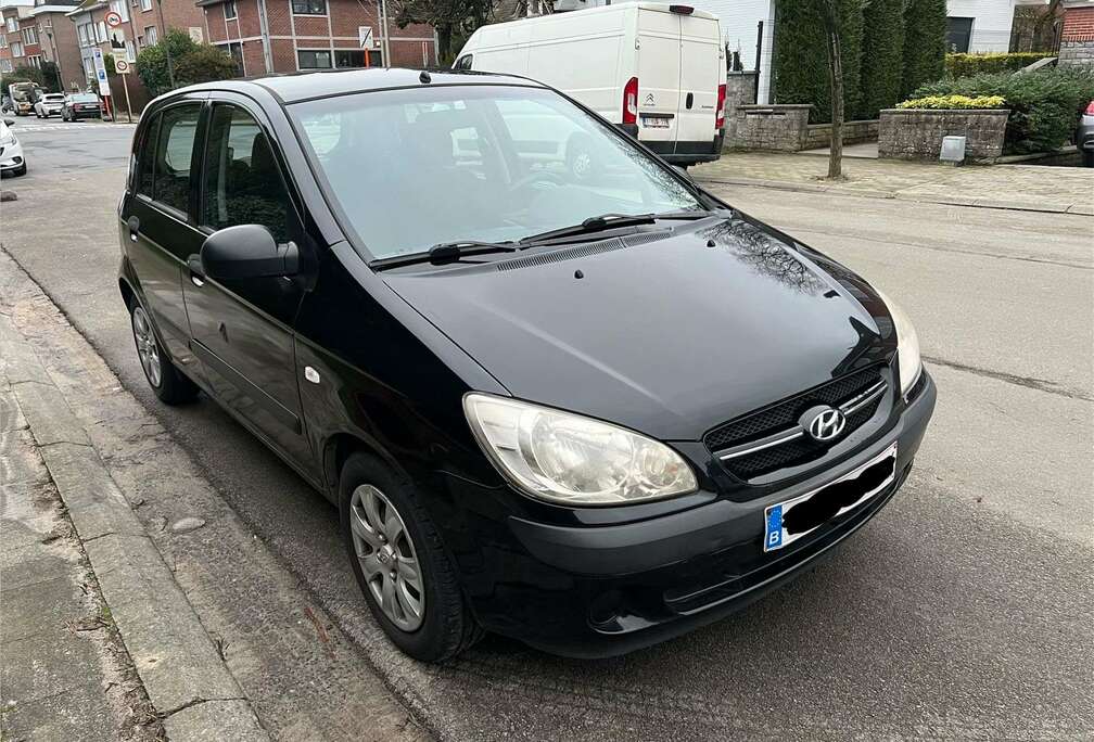 Hyundai 1.4i ESSENCE / BOITE AUTO