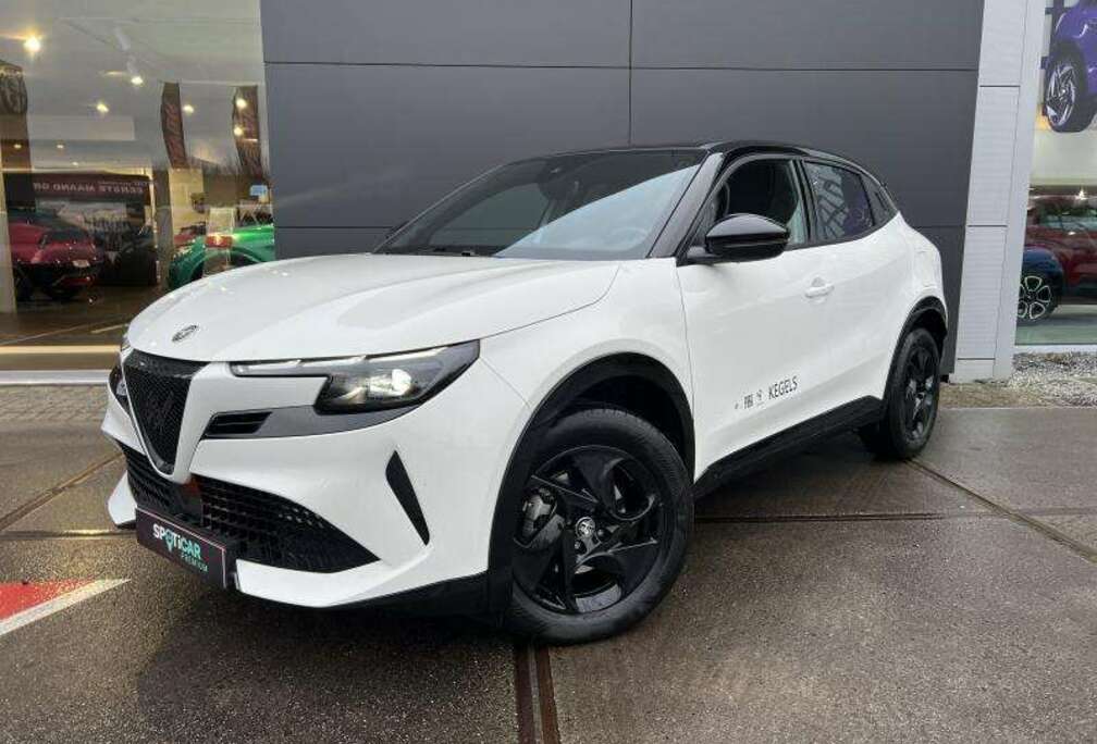 Alfa Romeo Ibrida 145PK