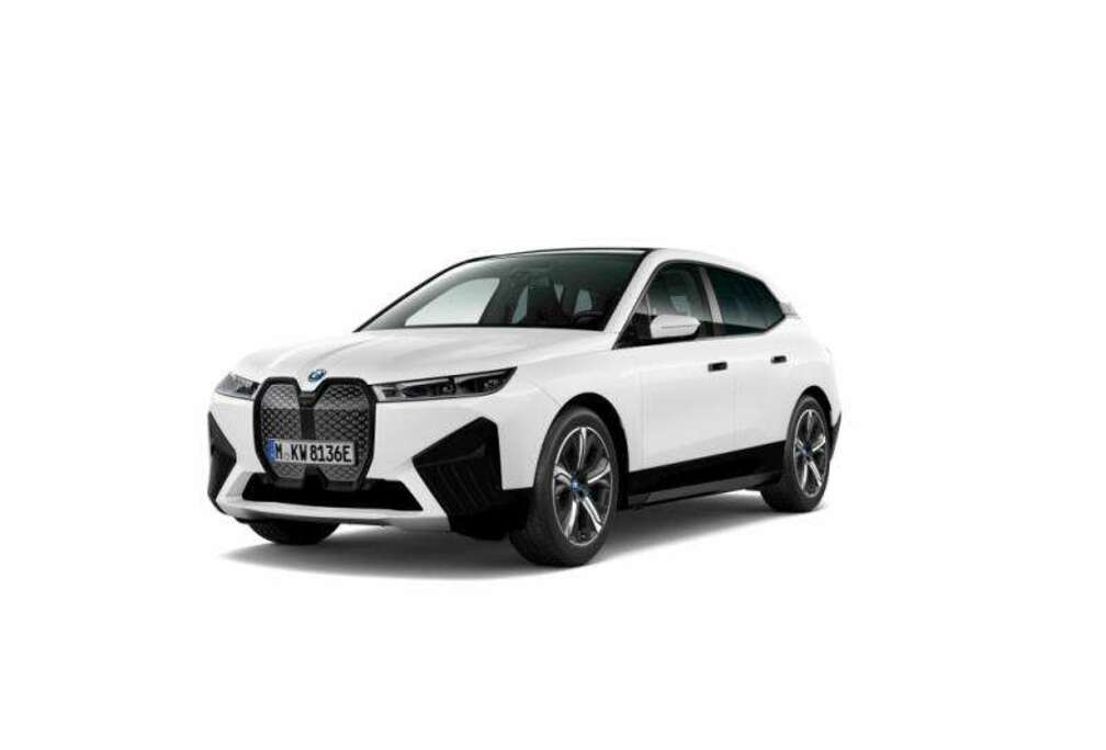 BMW xDrive40 Sport  TOWB  PANO