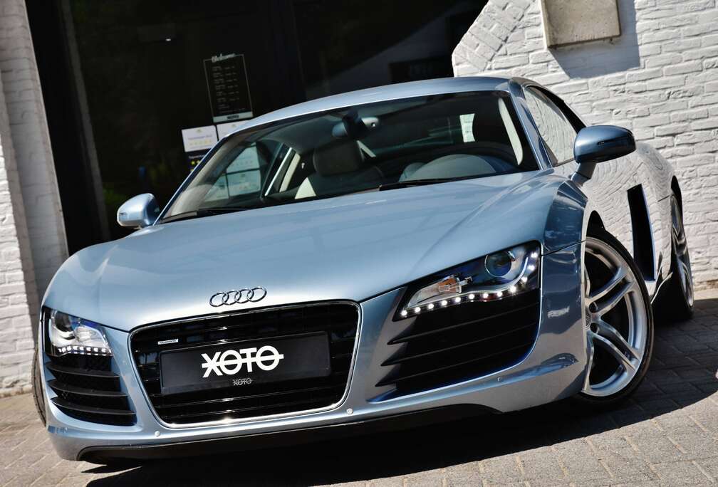 Audi 4.2i V8 QUATTRO FSI R TRONIC ***FULL HISTORY***