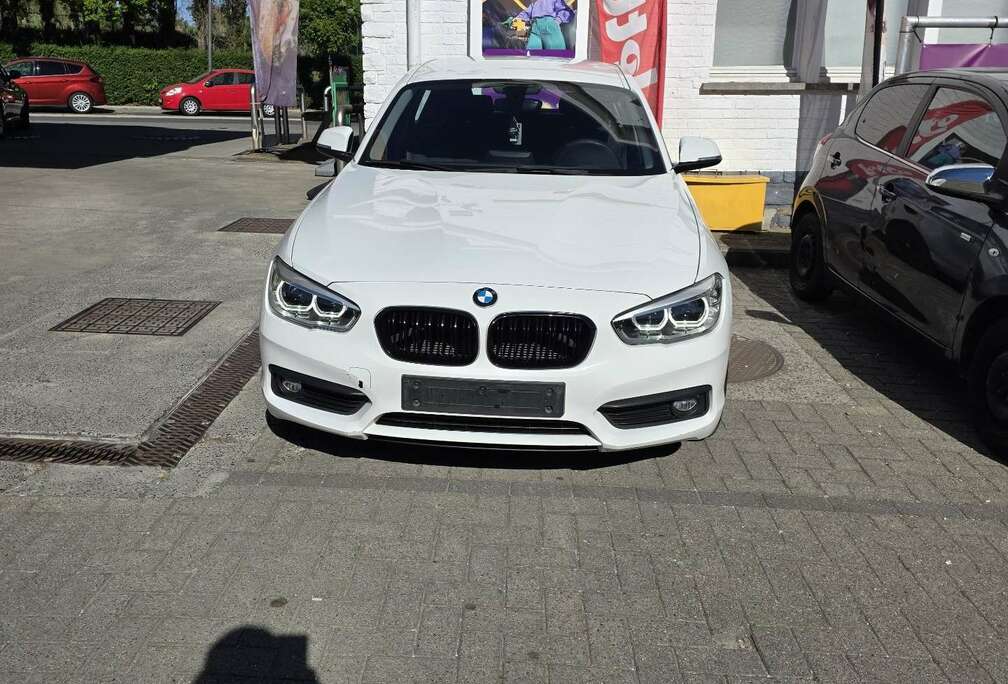 BMW 116i Black & White