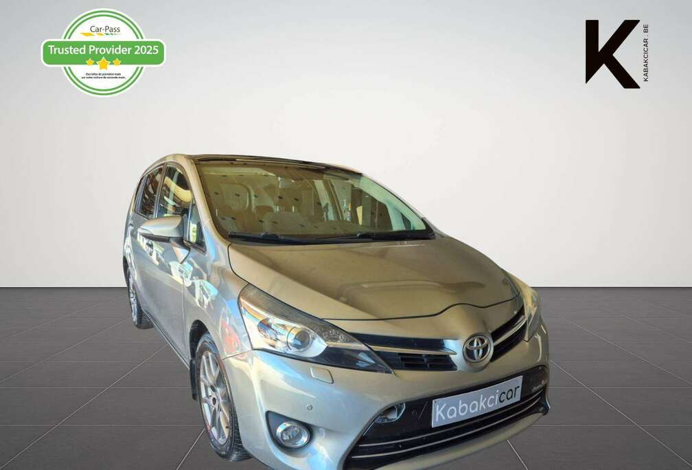 Toyota 2.0 D-4D Premium - Ganrantie 12 Mois avec Entretien Effectué, Carpass et Contrôle Technique