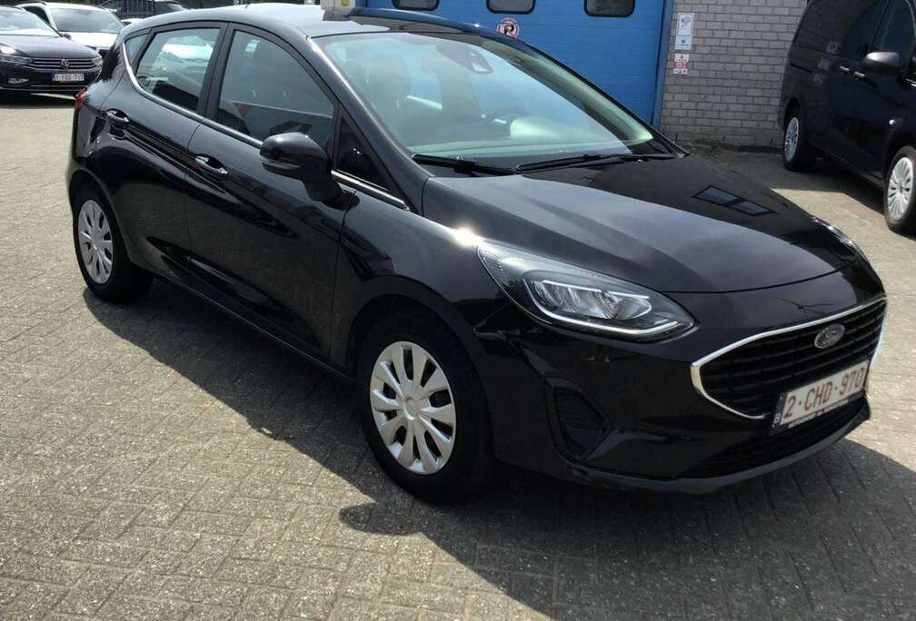 Ford 1.1i / € 7.500 netto / Airco / LED / ...