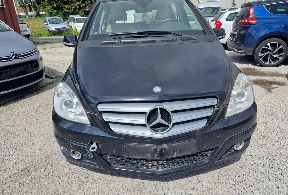 Mercedes-Benz MOTEUR CASSEE!!