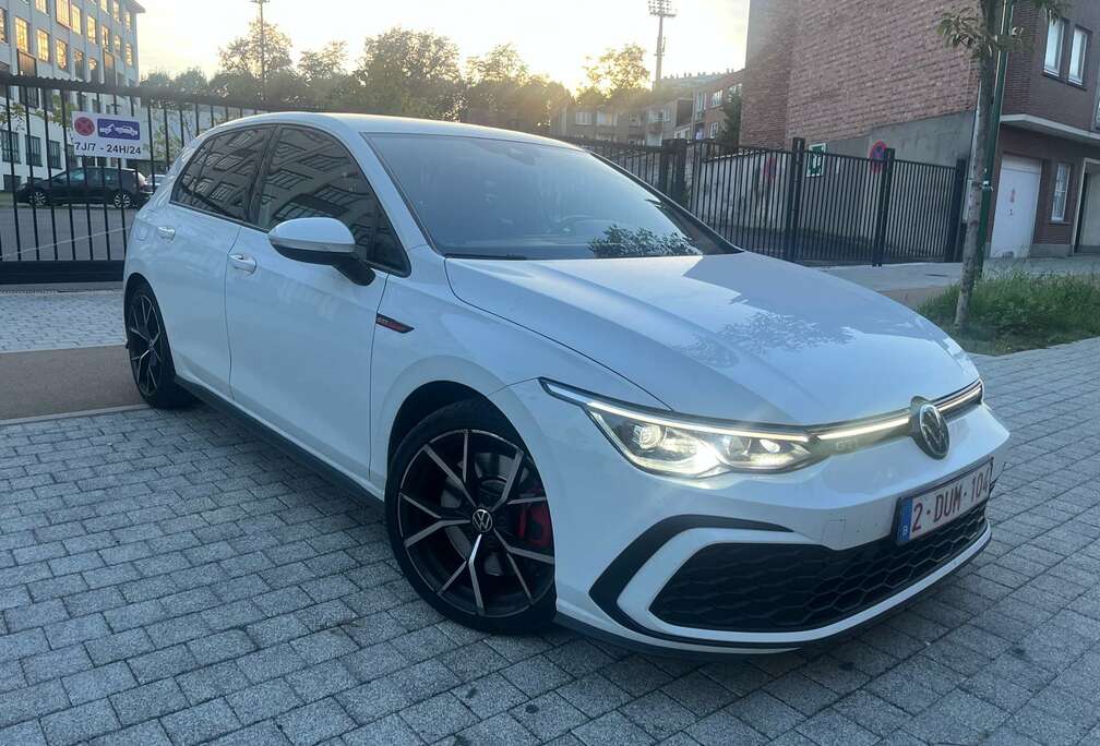 Volkswagen 2.0 TSI 245 DSG7 Performance