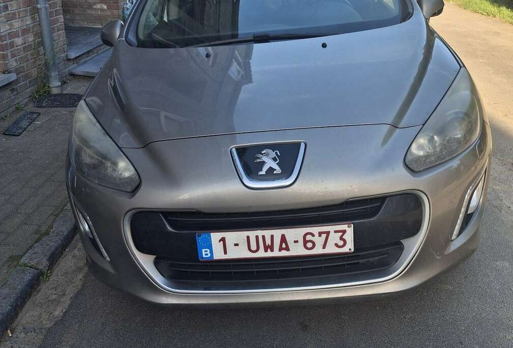 Peugeot 1.6 e-HDi Allure STT