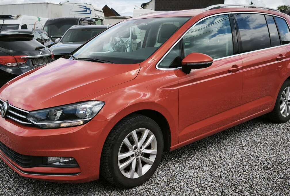 Volkswagen _1.2 TSI (110CH)_04/2017EUR.6B_7 PL_EQUIP