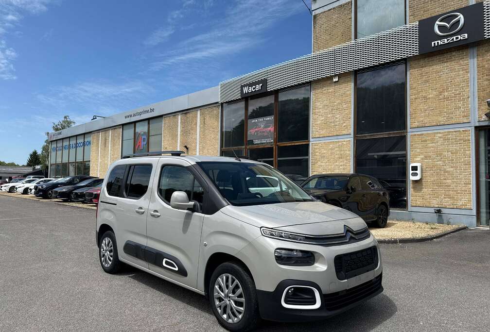 Citroen 1.2 Comme Neuve *** GARANTIE *** GPS & Caméra