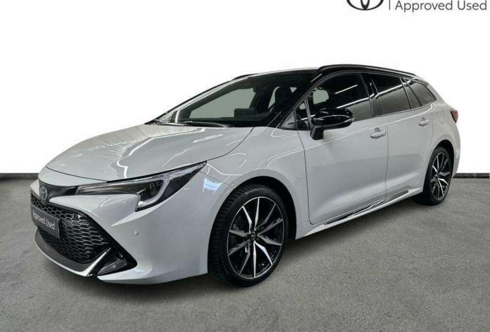 Toyota 1.8 TS GR Sport + NAVI & CARPL