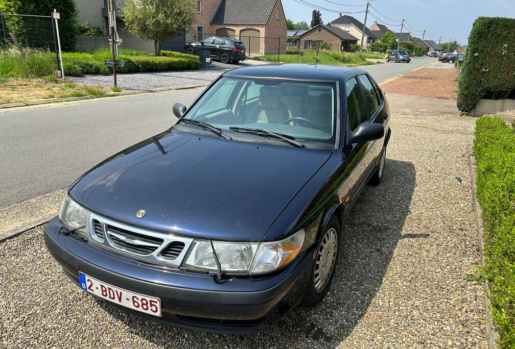 Saab 9-3 2.0i SE