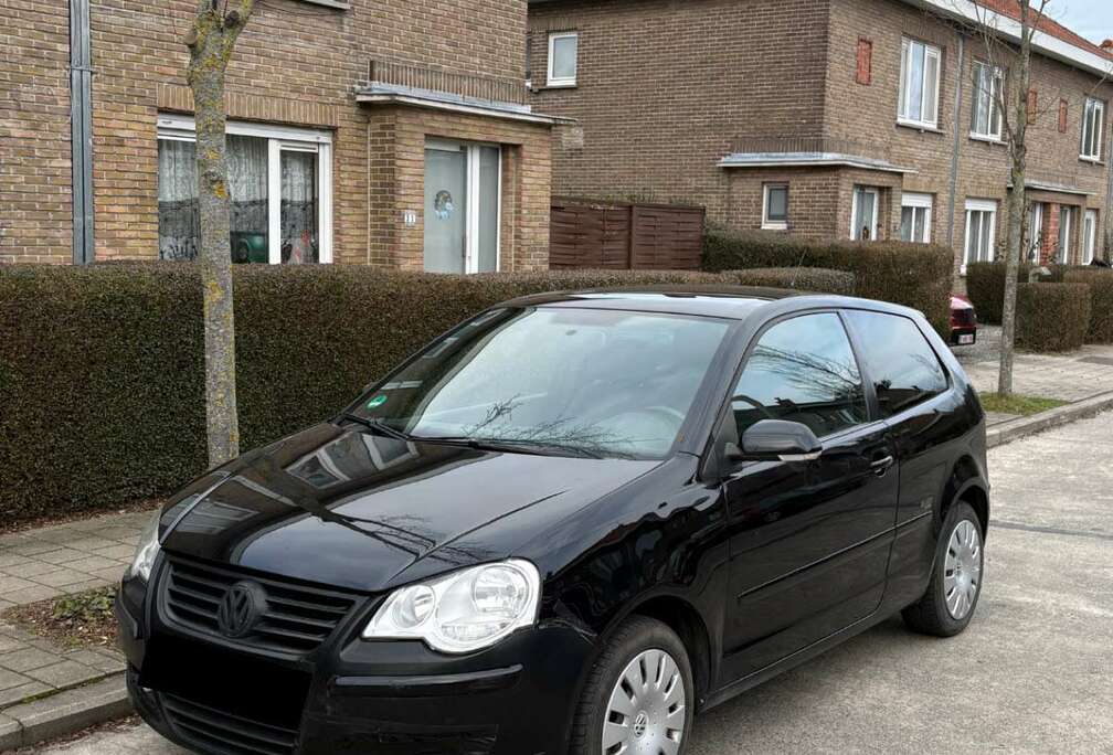 Volkswagen 1.2 Black/Silver Edition