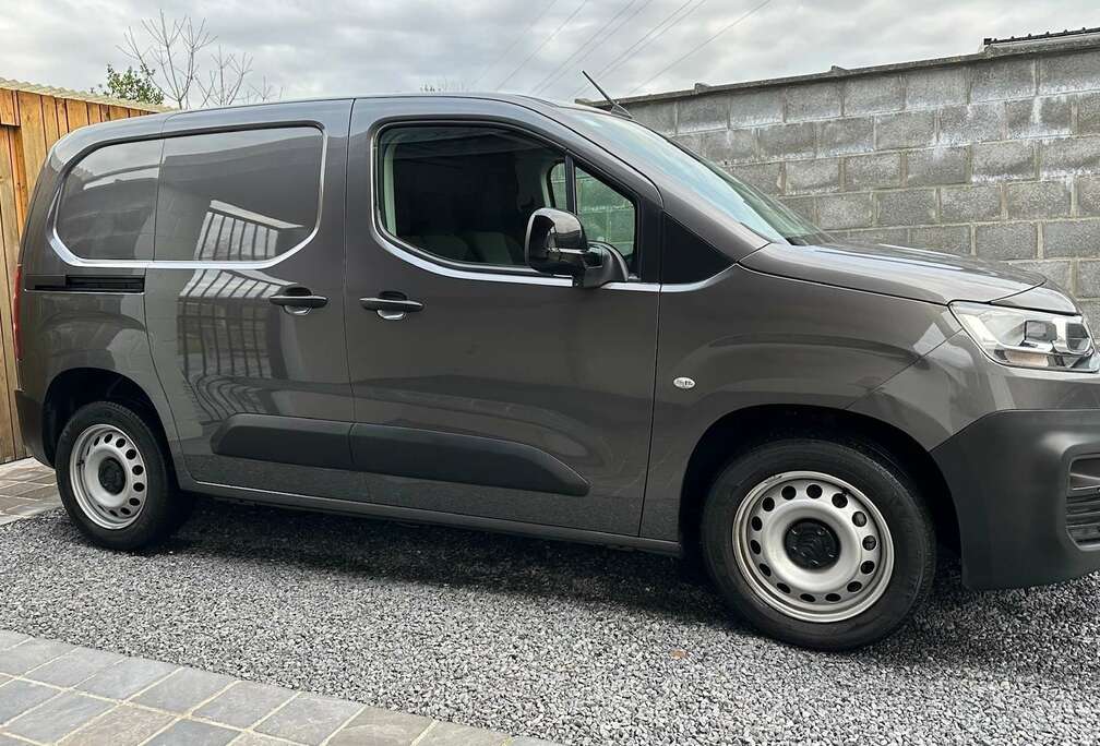 Citroen 1.5 BlueHDi Automaat 3Zit Navi 360Cam Acc Lineass