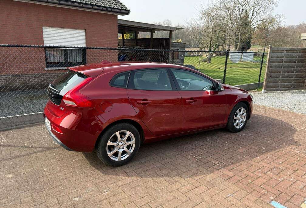 Volvo V40 2.0 D2 Momentum
