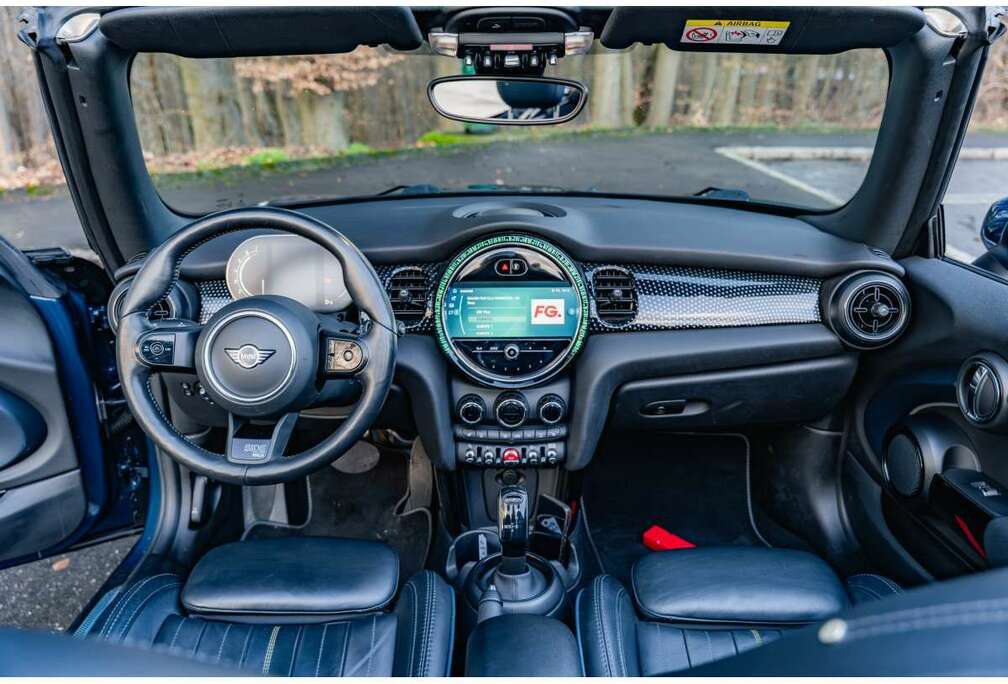 MINI Sidewalk Edition - BVA - Cuir - Navigation - DEL