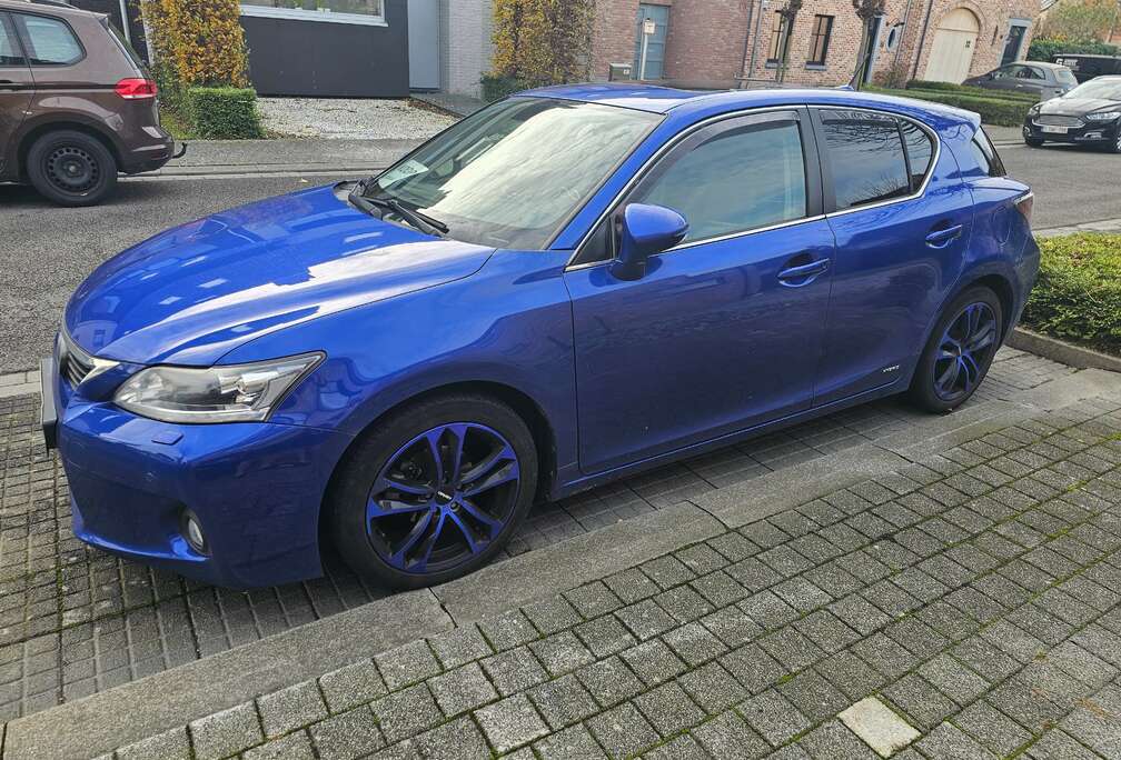 Lexus CT 200h Luxury Line