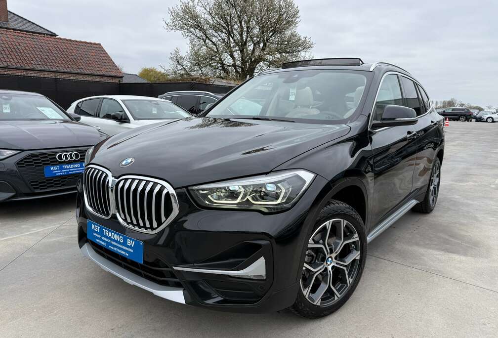BMW 1.5i X-LINE NAVI BEIGE LEDER OPENDAK CAMERA FULL LED