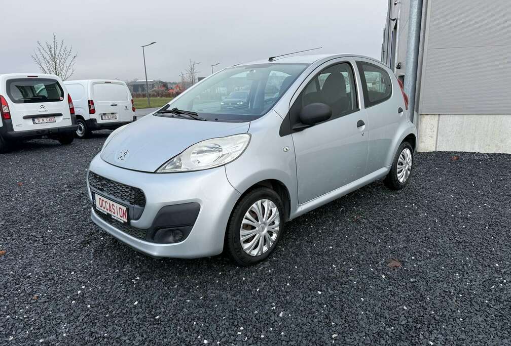 Peugeot 107 1.0i Envy