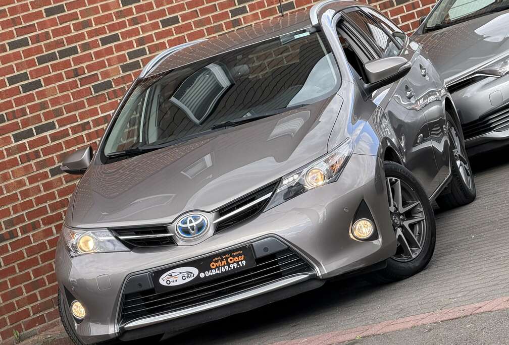 Toyota / ÉTAT NEUF / CARNET D’ENTRETIEN COMPLET /