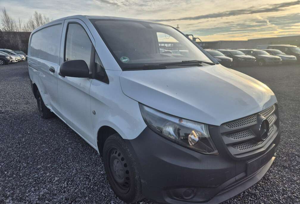 Mercedes-Benz MARCHAND OU EXPORT