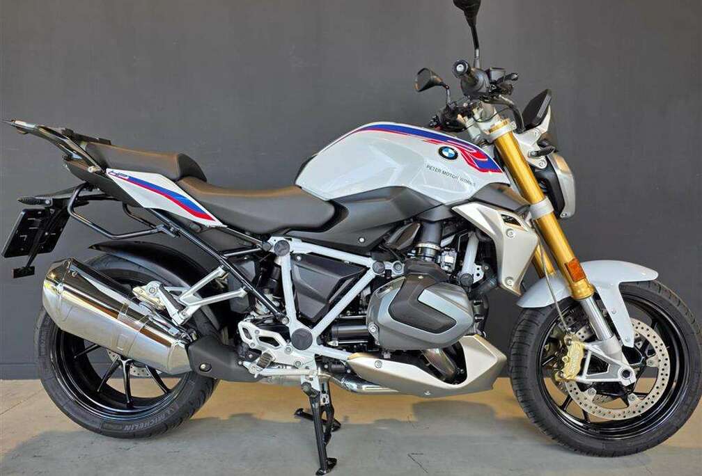 BMW 0
