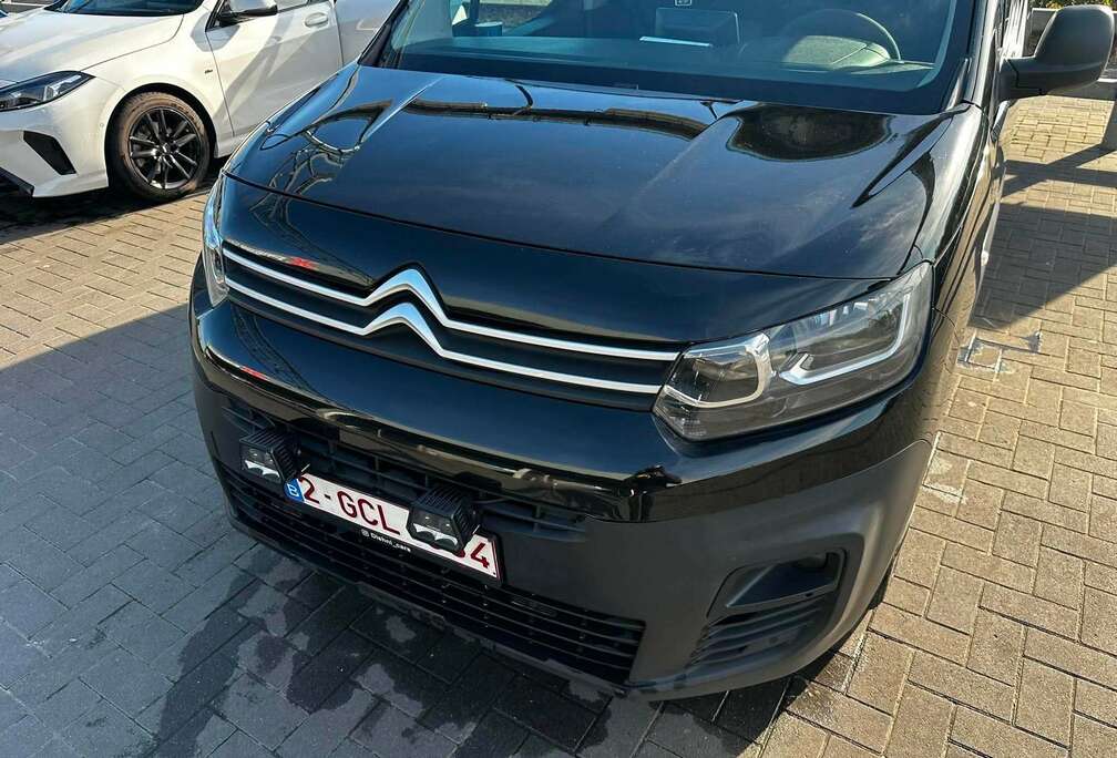 Citroen 1.5 BlueHDi 130 M S&S EHZ EAT8 Worker