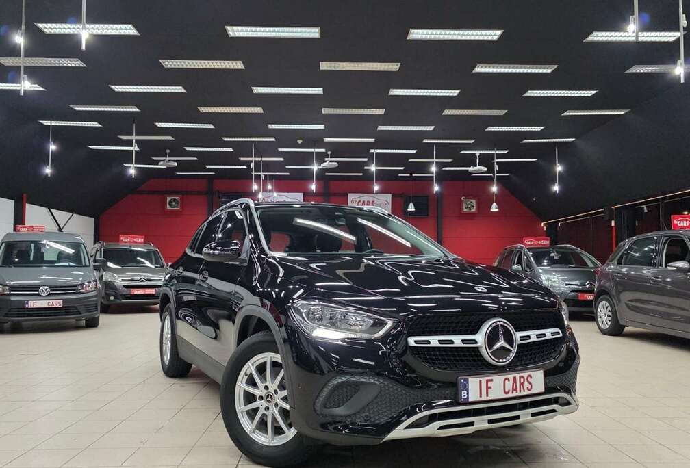 Mercedes-Benz GLA 180 7G-DCT**AUTOMAAT**NAVI*CAMERA**LEDER**