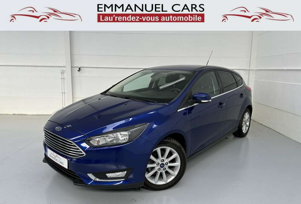 Ford 1.0 EcoBoost Titanium ** CARNET COMPLET **