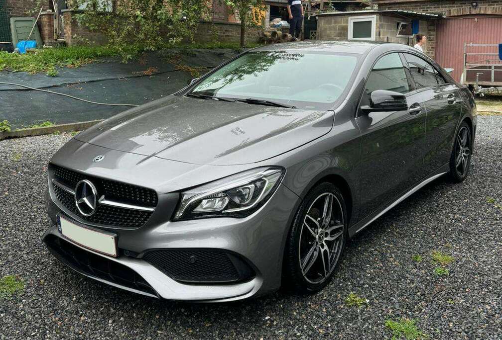 Mercedes-Benz CLA 180 Business Solution AMG