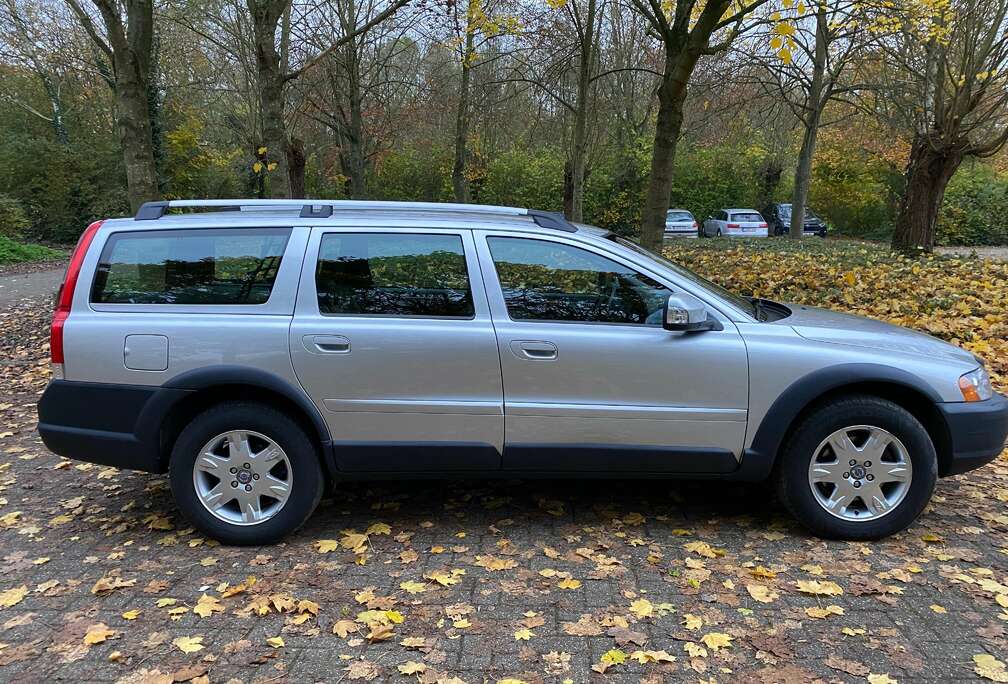 Volvo XC70 D5 AWD summum