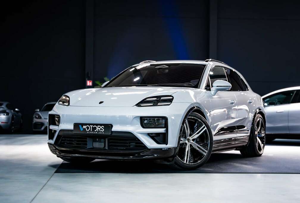 Porsche e-Macan 100 kWh Turbo - Burmester - PASM - HUD - 18-way - Achterasbesturing - Passenger display - PDLS plus