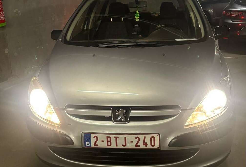 Peugeot 1.4i XS