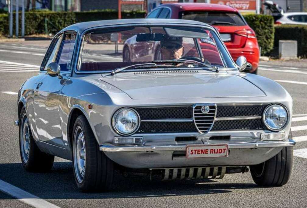 Alfa Romeo Junior 1300