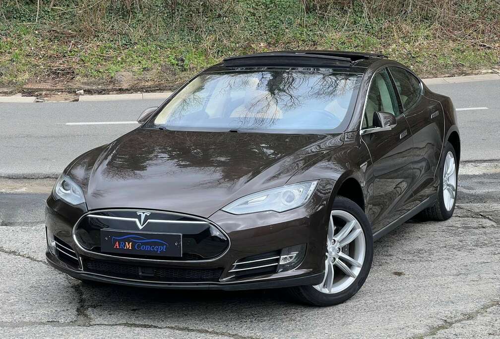 Tesla 85kw 89000km Pano/LED/autopilot