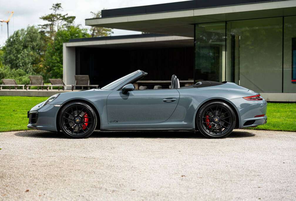 Porsche .2 C2 GTS CABRIO / PDCC / PDLS+ / BOSE / GTS INTERIOR / APPROVED