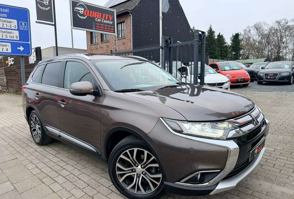 Mitsubishi 2.2DI-D CLEARTEC 134000 km EURO 6b 7 plaatsen 4X4
