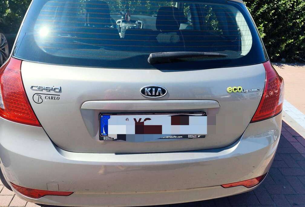 Kia Cee\'d 1.6 CRDi EX ISG EcoDynamics DPF