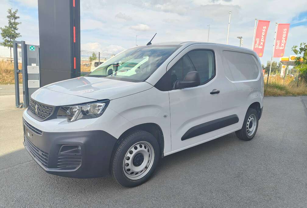 Peugeot 1.5 BlueHDi L1 Premium Heavy S/S (EU6.4)
